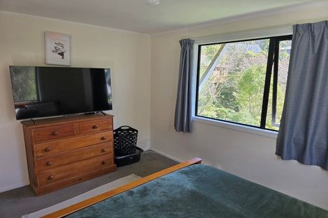 Photo of property in 24 Silverstream Road, Crofton Downs, Wellington, 6035
