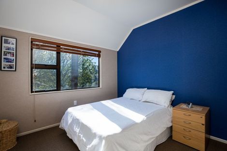 Photo of property in 13b Argyle Place, Highlands Park, New Plymouth, 4312