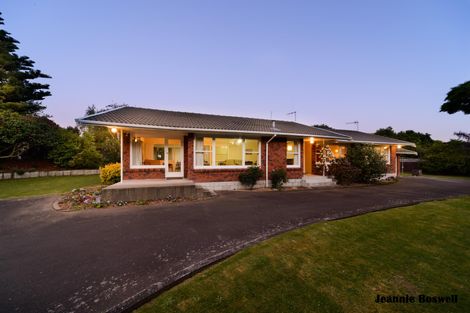 Photo of property in 2 Caccia Birch Lane, Hokowhitu, Palmerston North, 4410