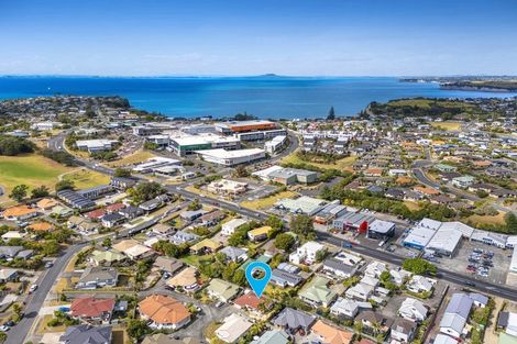 Photo of property in 19 Palmgreen Court, Stanmore Bay, Whangaparaoa, 0932