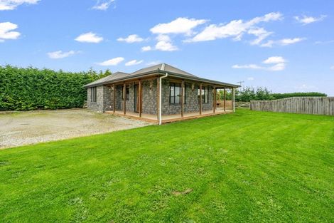 Photo of property in 176 Seaward Road, Edendale, 9825