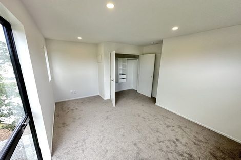Photo of property in 4/148 Lincoln Road, Henderson, Auckland, 0610