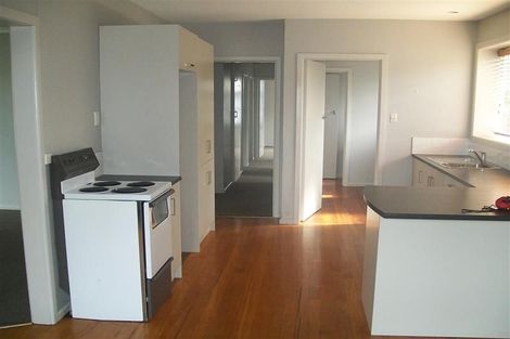 Photo of property in 35 Greendale Avenue, Avonhead, Christchurch, 8042