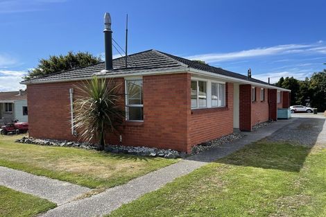 Photo of property in 44a-b Needles Street, Kaitangata, 9210