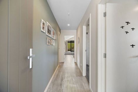 Photo of property in 9 Huxley Place, Lake Hayes, Queenstown, 9304