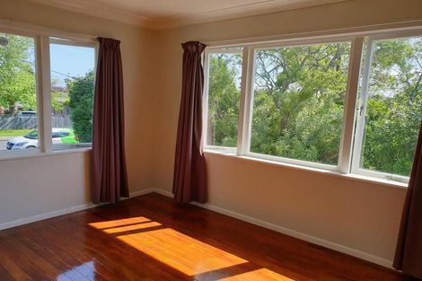 Photo of property in 1/56 Waipani Road, Te Atatu Peninsula, Auckland, 0610