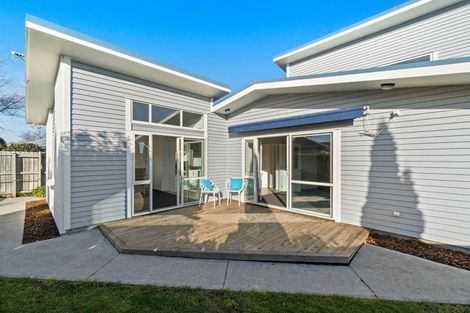 Photo of property in 30 Harrys Way, Redwood, Christchurch, 8051