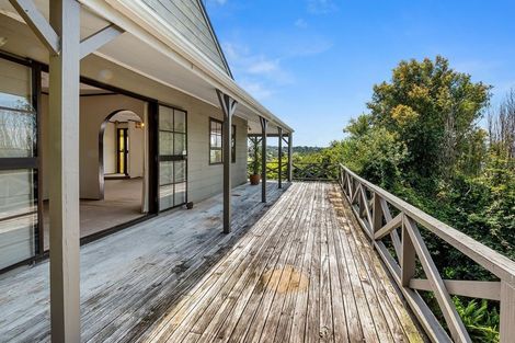 Photo of property in 21 Squirrel Lane, Browns Bay, Auckland, 0630