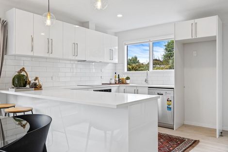 Photo of property in 15a Monteath Place, Redwood, Christchurch, 8051