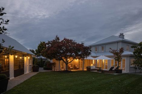 Photo of property in 98 Te Mata Road, Havelock North, 4130