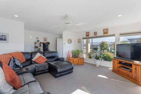 Photo of property in 9 Park Lane, Whitianga, 3510