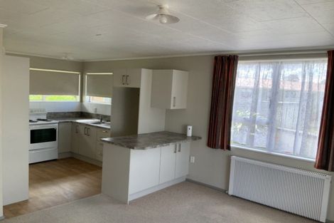 Photo of property in 8 Mccallum Street, Dannevirke, 4930