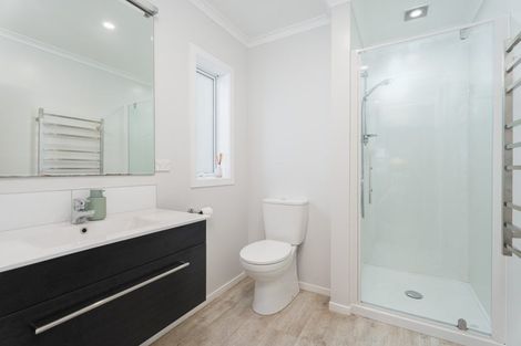 Photo of property in 17 Belize Grove, Grenada Village, Wellington, 6037