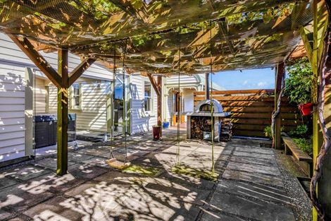 Photo of property in 30a Pohutukawa Place, Bell Block, New Plymouth, 4312