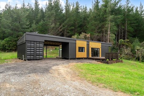 Photo of property in 90 Hoeke Road, Carrington, Carterton, 5791