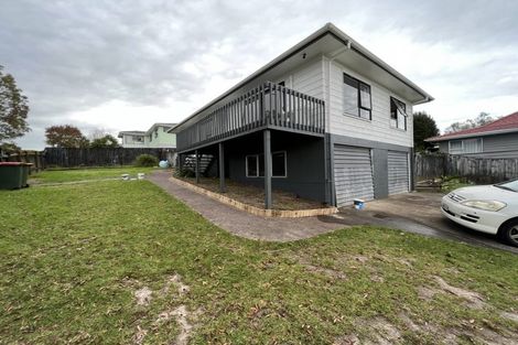 Photo of property in 139 Moire Road, West Harbour, Auckland, 0618