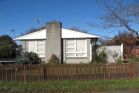 Photo of property in 5 Roswell Place, Islington, Christchurch, 8042