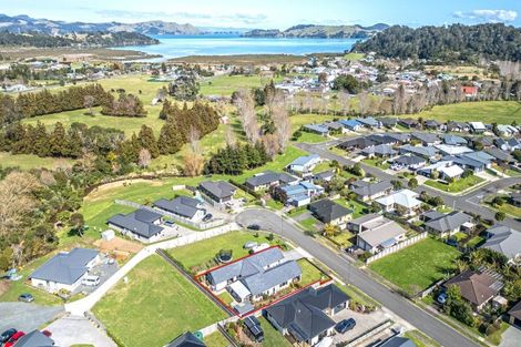 Photo of property in 87 Greenhills Drive, Coromandel, 3506