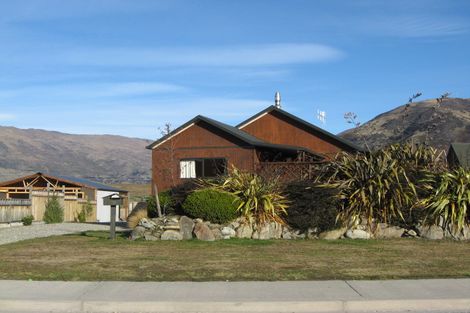 Photo of property in 219 Stone Street, Wanaka, 9305