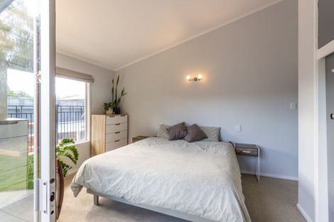 Photo of property in 576 Lowe Street, Camberley, Hastings, 4120