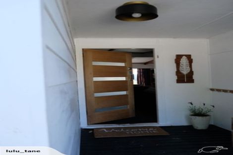 Photo of property in 54 View Road, Hikurangi, 0114