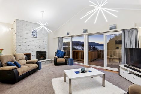 Photo of property in 7 Nuhaka Place, Paraparaumu Beach, Paraparaumu, 5032