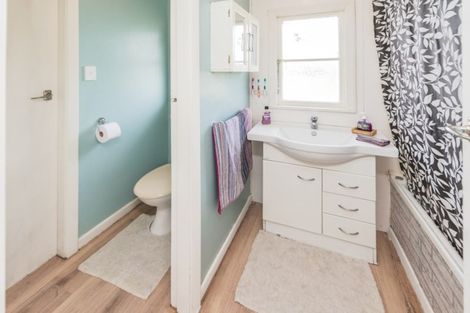 Photo of property in 85 Puriri Street, Hawera, 4610