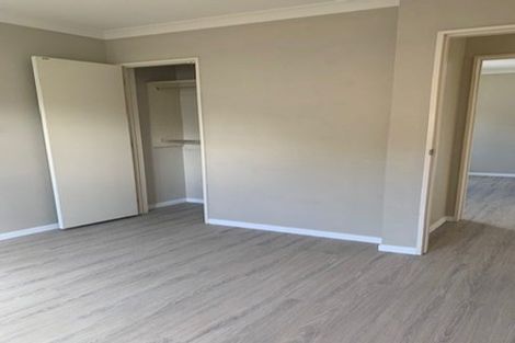 Photo of property in 22 Stamford Crescent, Flat Bush, Auckland, 2019
