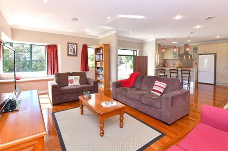 Photo of property in 1211 State Highway 16, Waimauku, 0883