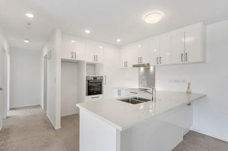 Photo of property in Apollo Apartments, 201/46 Rosedale Road, Rosedale, Auckland, 0632