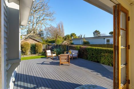 Photo of property in 87 Eastern Terrace, Beckenham, Christchurch, 8023