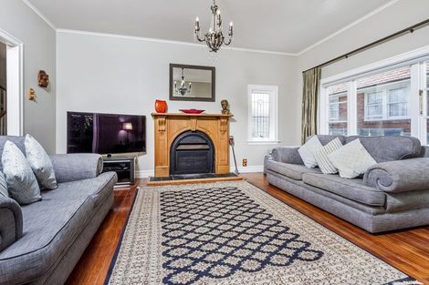 Photo of property in 209 Hurstmere Road, Takapuna, Auckland, 0622