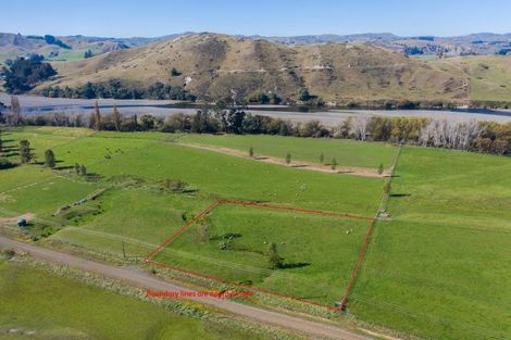 Photo of property in 26 River Road, Otane, 4271