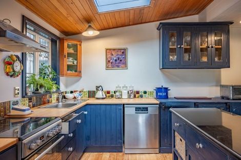 Photo of property in 592 Le Bons Bay Road, Le Bons Bay, Akaroa, 7583