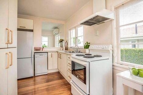 Photo of property in 7 Temple Street, Meadowbank, Auckland, 1072