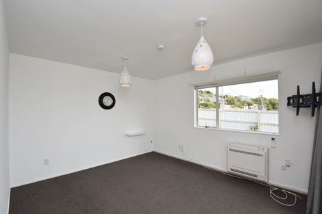 Photo of property in 50 Onslow Street, Bluff, 9814