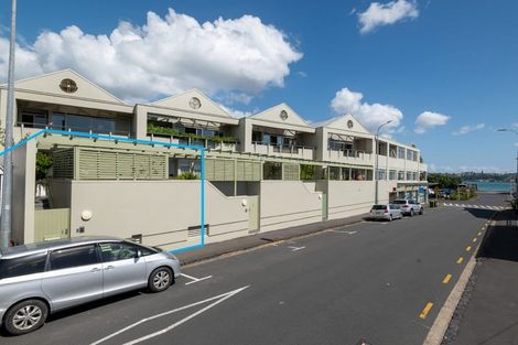 Photo of property in 1/2a Queens Parade, Devonport, Auckland, 0624