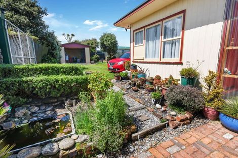 Photo of property in 20 Seafront Road, Castlecliff, Whanganui, 4501