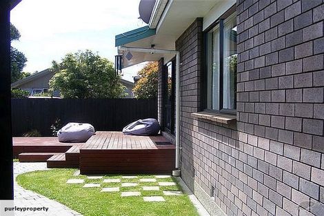 Photo of property in 2/17e Te Maru Place, Redwood, Christchurch, 8051