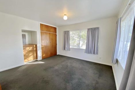 Photo of property in 58 Broderick Road, Johnsonville, Wellington, 6037