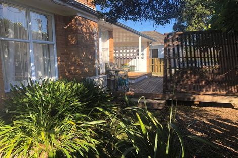Photo of property in 54 Wellesley Road, Mangere Bridge, Auckland, 2022