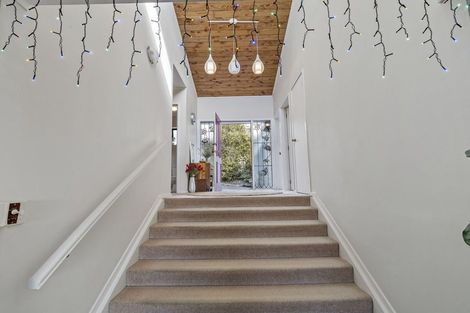 Photo of property in 2/49 Carlisle Road, Torbay, Auckland, 0630