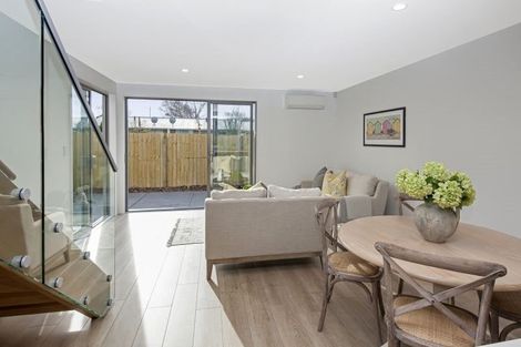 Photo of property in 2/441 Madras Street, St Albans, Christchurch, 8014