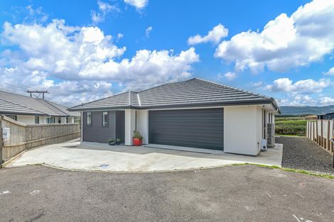 Photo of property in 42 Silicon Way, Fitzherbert, Palmerston North, 4410
