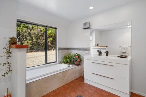 Photo of property in 81 Stockgrove Road, Glasnevin, Amberley, 7482