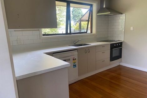 Photo of property in 17 Ostend Place, Avonhead, Christchurch, 8042