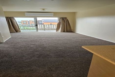 Photo of property in 16/242 Great North Road, Henderson, Auckland, 0612