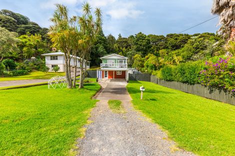 Photo of property in 49 Foster Avenue, Huia, Auckland, 0604