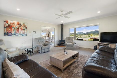 Photo of property in 6 Hanlen Avenue, Waihi Beach, 3611