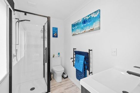 Photo of property in 4 Pine Ridge Terrace, Waikanae Beach, Waikanae, 5036